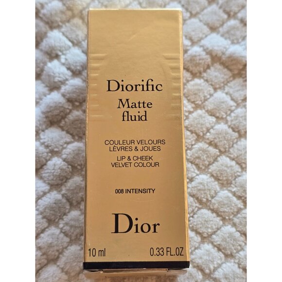 Diorific Matte Fluid 008 Intensity